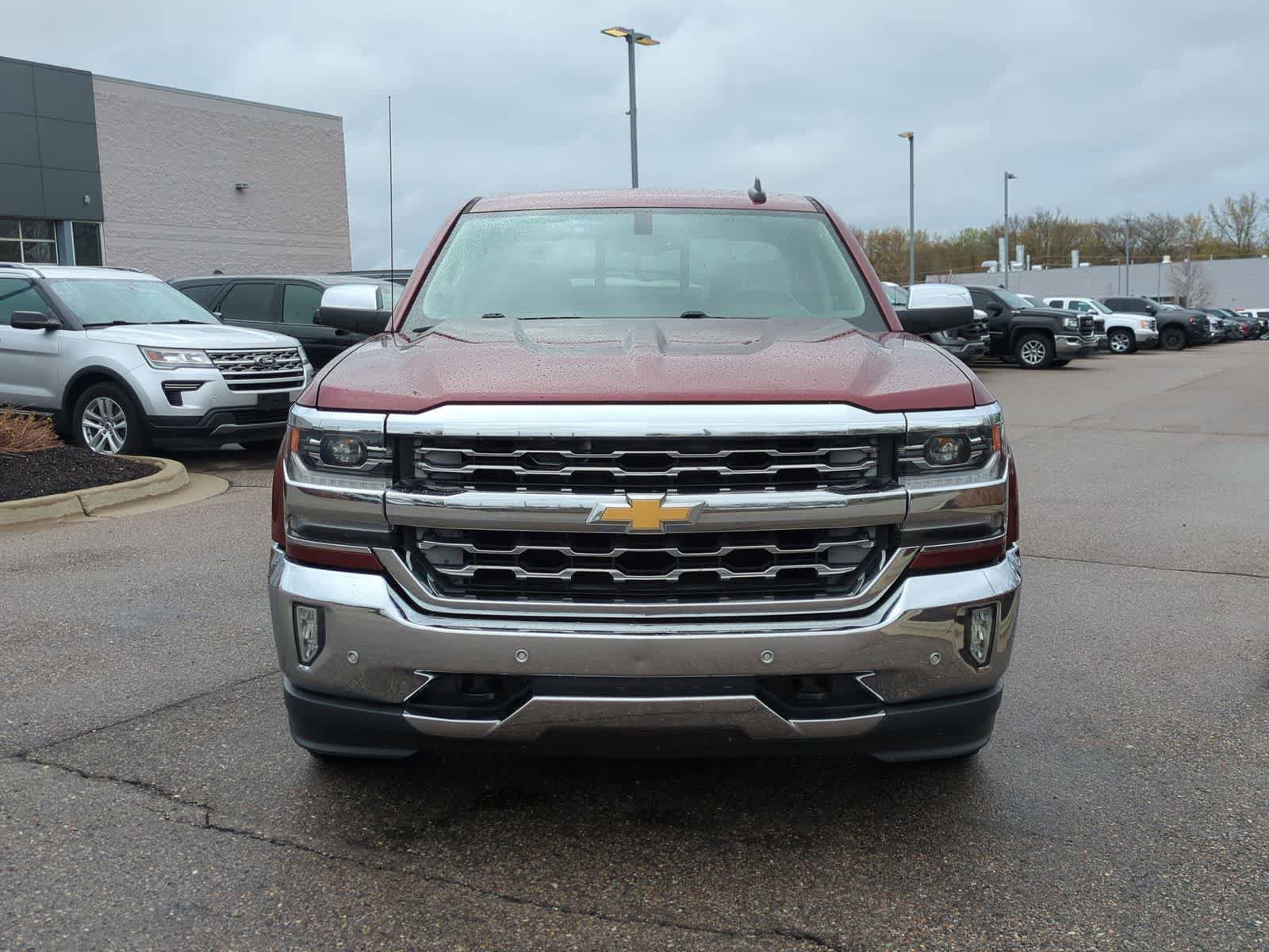 Used 2016 Chevrolet Silverado 1500 LTZ w/ LTZ Plus Package AWD/4WD image 3