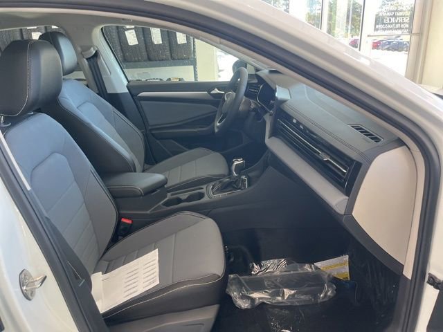 New 2026 Volkswagen Jetta SE image 29