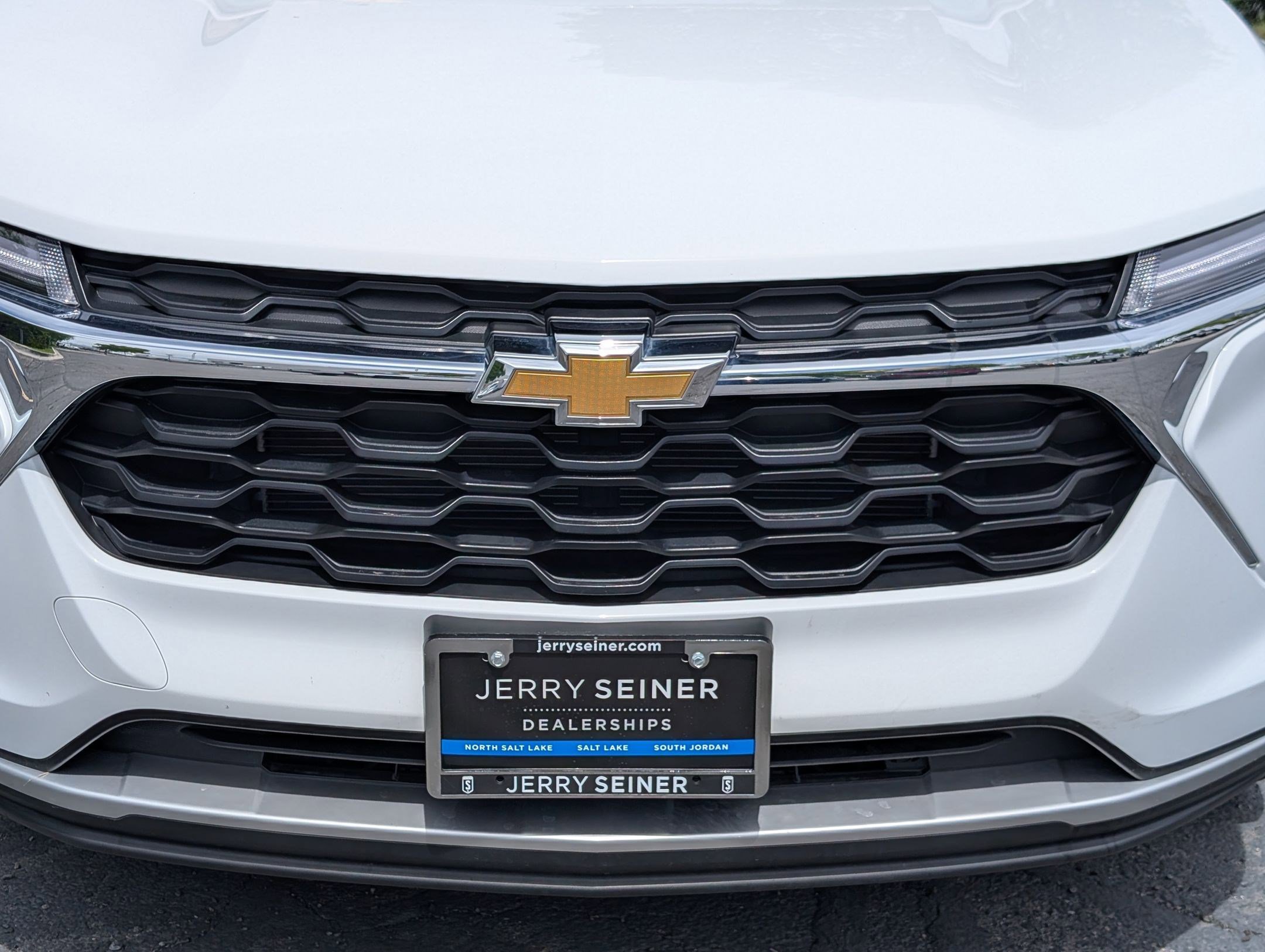 Certified 2024 Chevrolet Trax LT w/ Driver Confidence Package FWD image 9