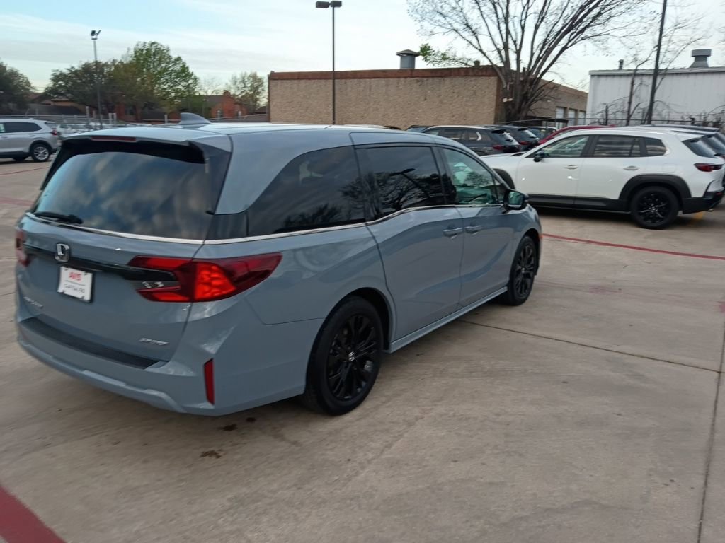 Used 2025 Honda Odyssey Sport-L image 10