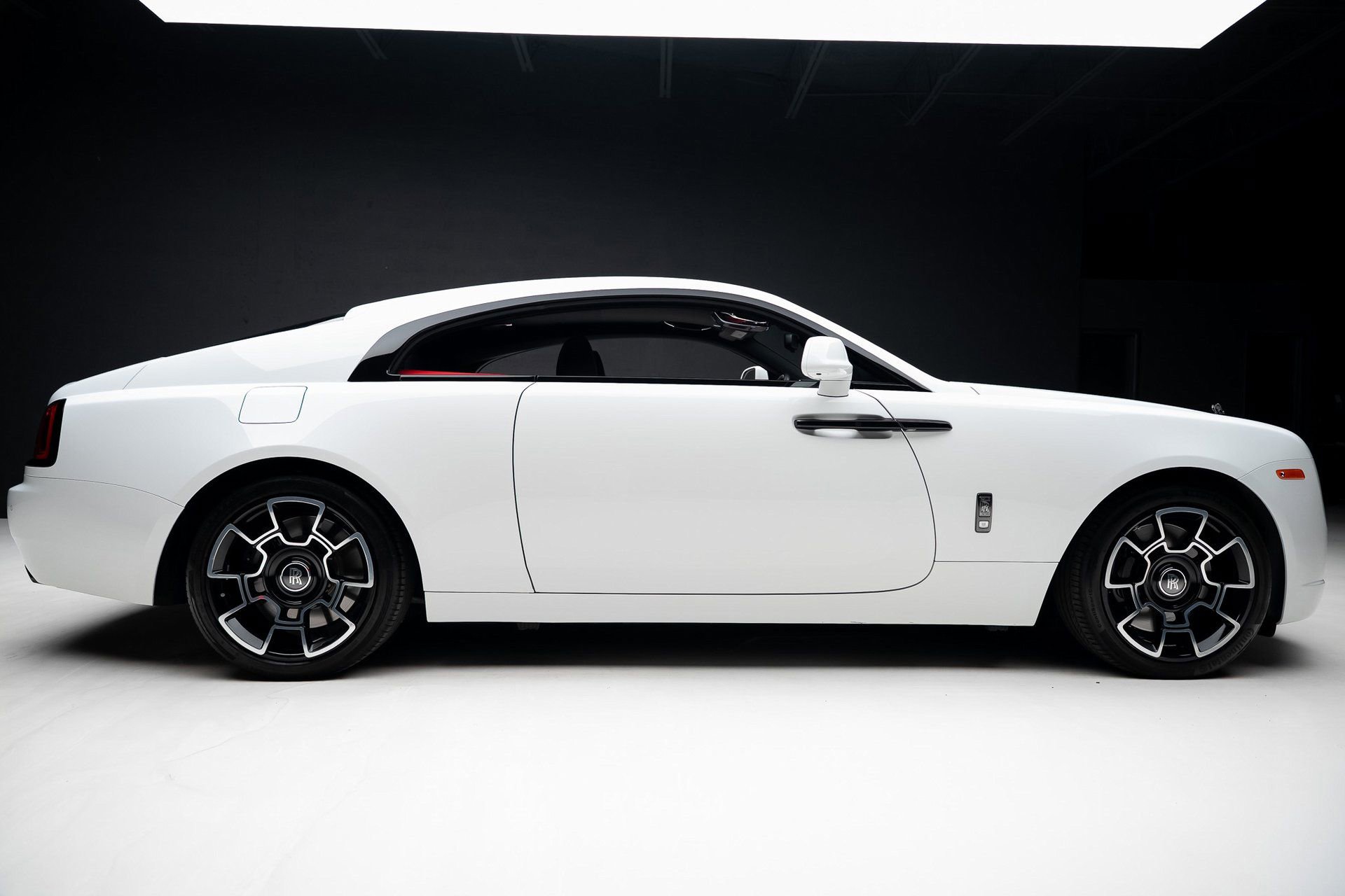 Used 2020 Rolls-Royce Wraith image 36