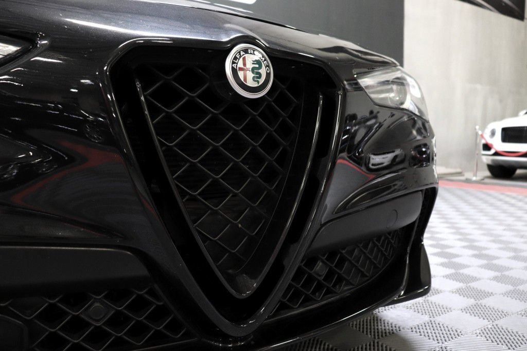 Used 2022 Alfa Romeo Stelvio Quadrifoglio w/ Active Assist Plus Package AWD/4WD image 14