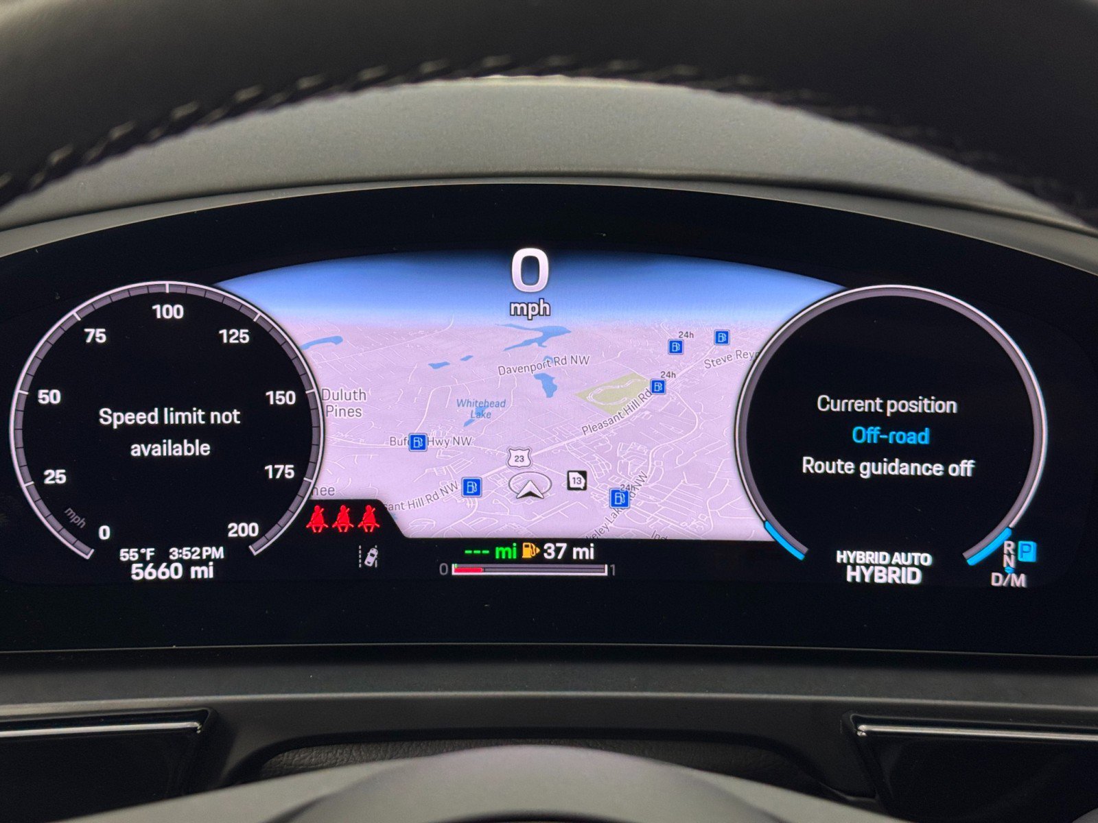 Used 2025 Porsche Cayenne S image 20