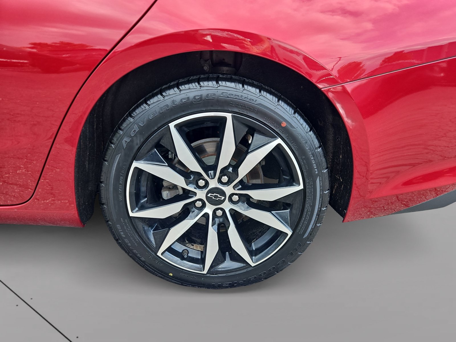 Used 2020 Chevrolet Malibu RS FWD image 15
