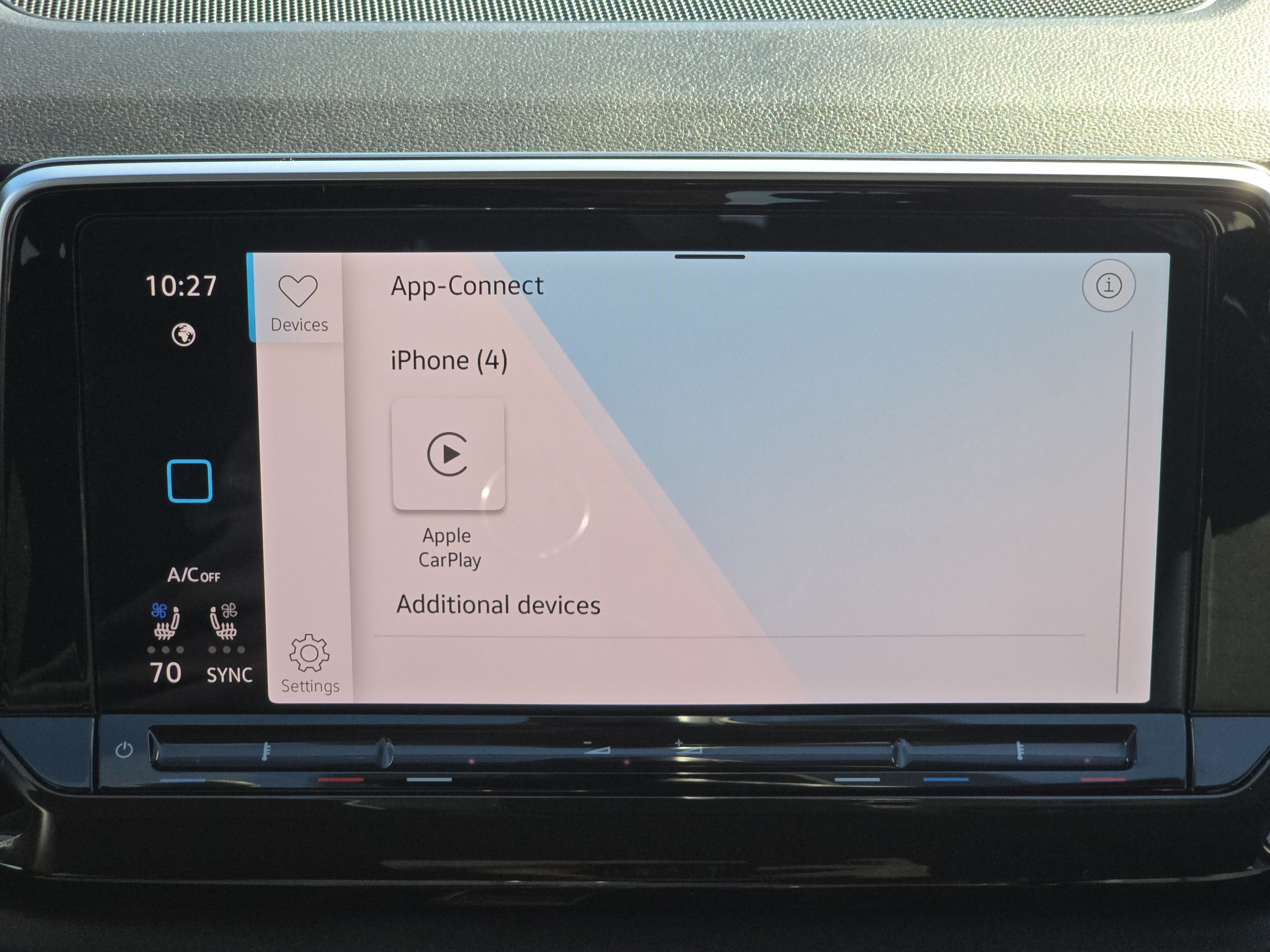 Certified 2025 Volkswagen Atlas SE AWD/4WD image 9