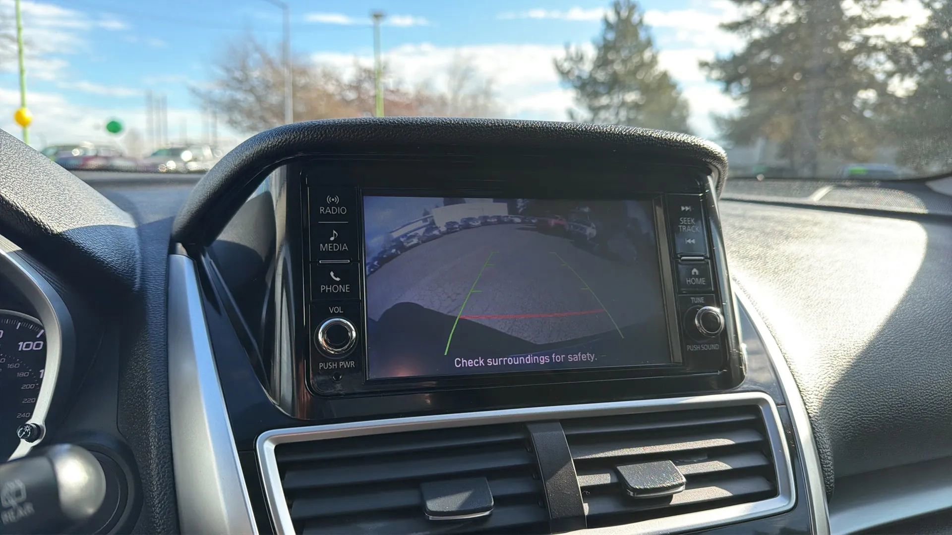 Used 2018 Mitsubishi Eclipse Cross ES FWD image 15