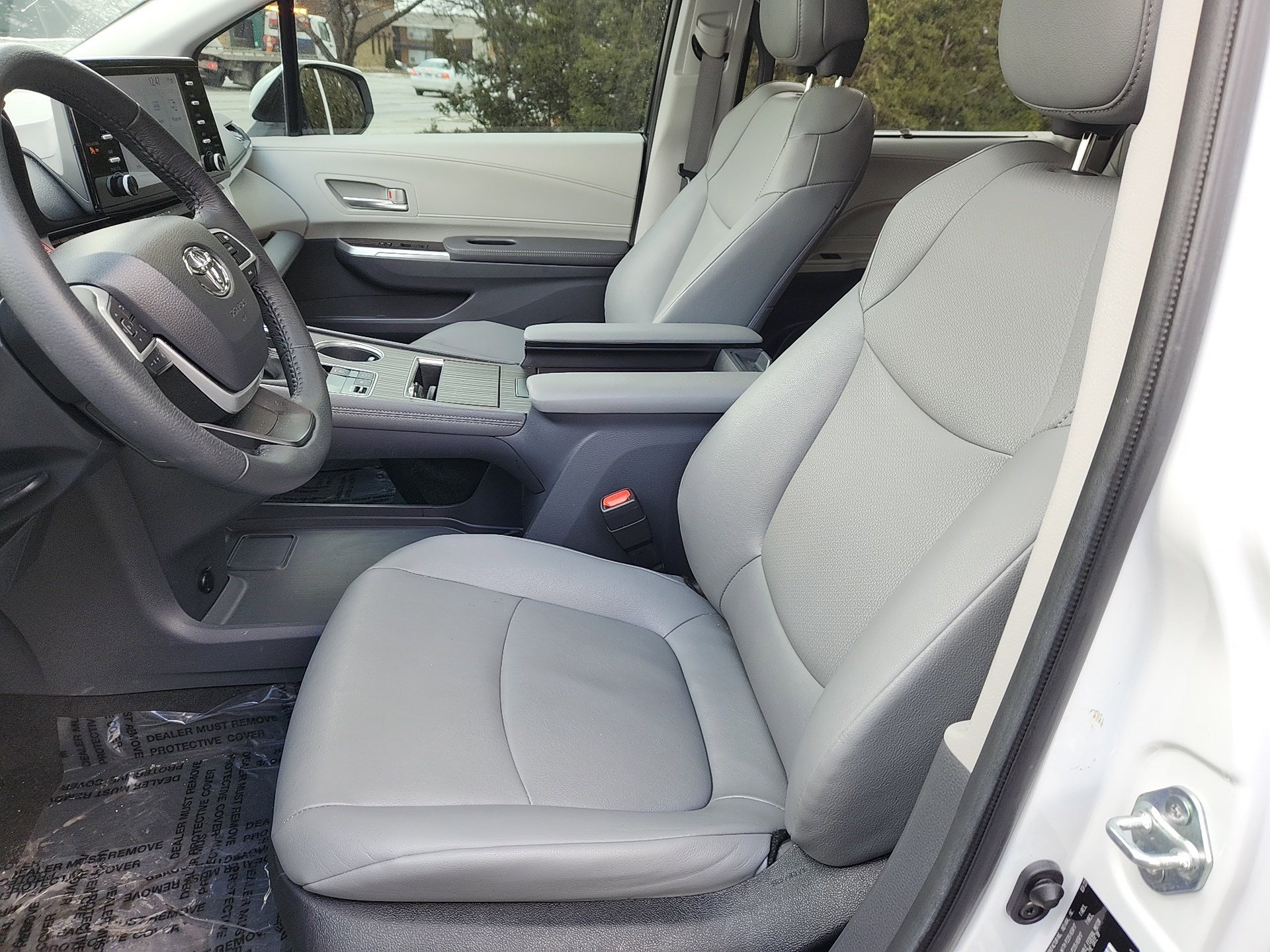 Certified 2023 Toyota Sienna XLE image 21