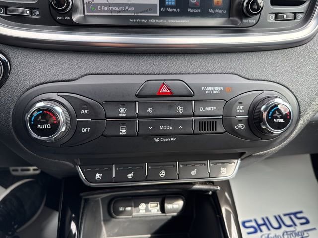 Used 2018 Kia Sorento SX image 11