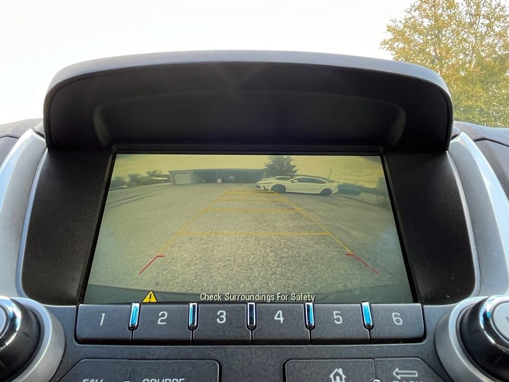 Used 2017 Chevrolet Equinox LT w/ Convenience Package image 9