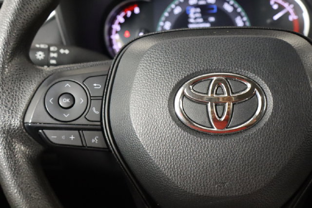 Used 2024 Toyota RAV4 LE FWD image 8