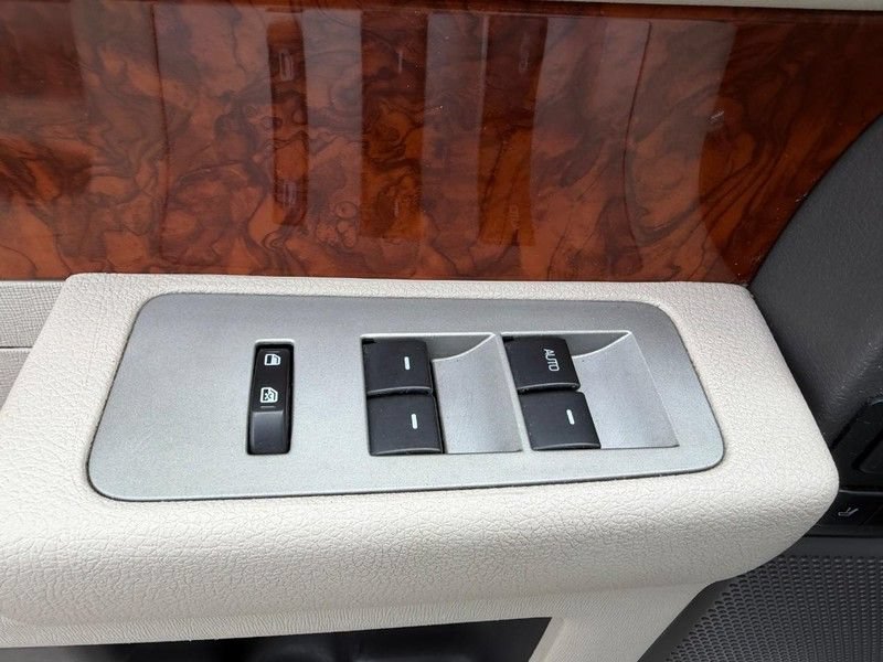 Used 2012 Ford Flex Limited w/ Equipment Group Order Code FWD image 22