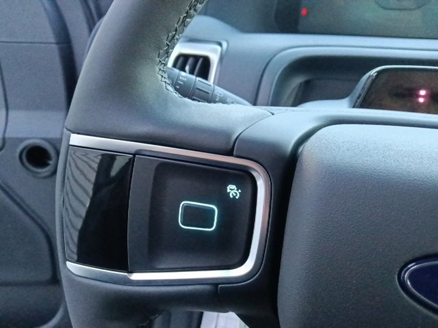 New 2026 Ford Expedition Active image 18