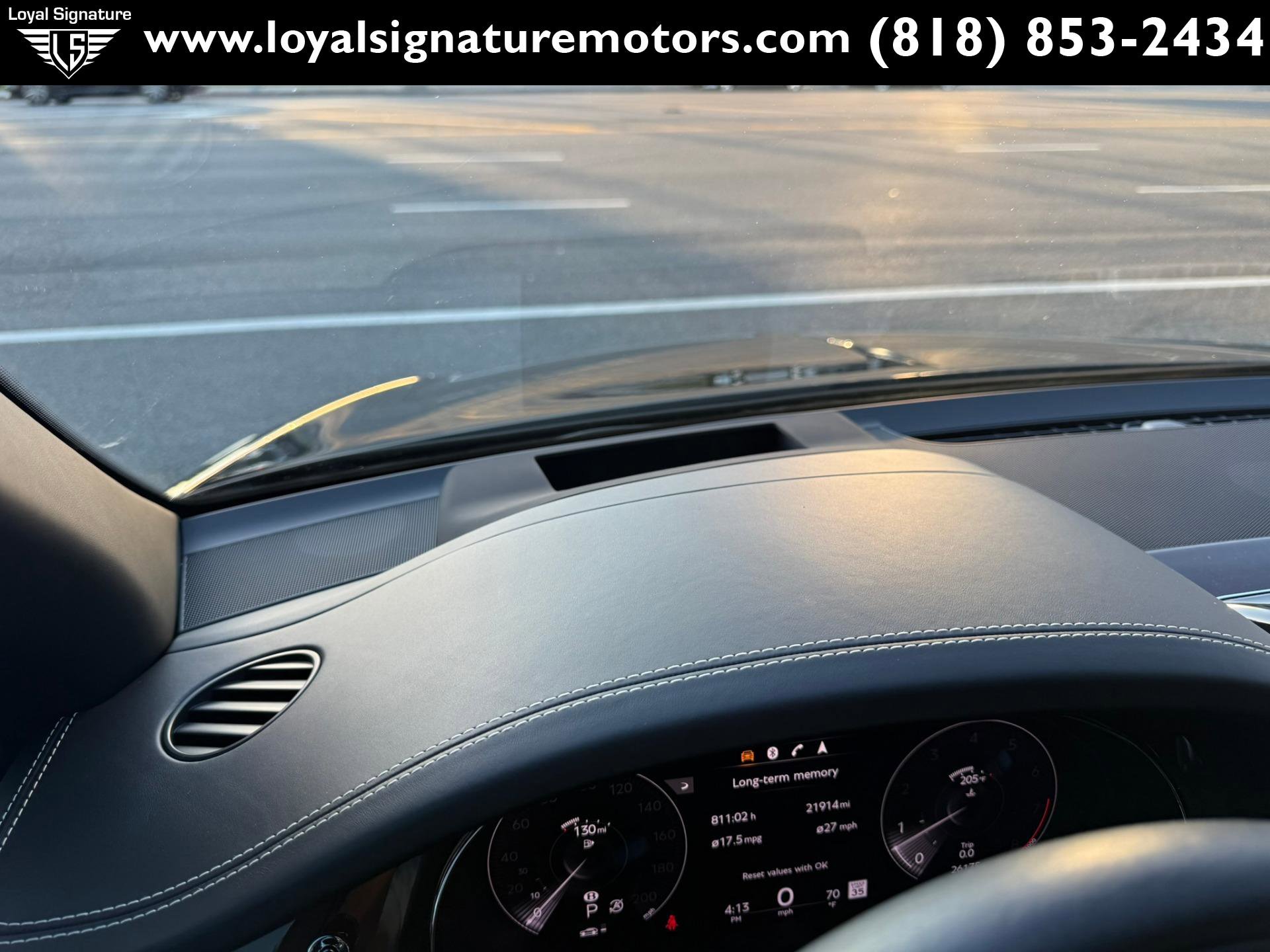 Used 2021 Bentley Bentayga image 30