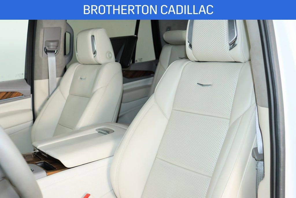 Certified 2024 Cadillac Escalade Sport Platinum w/ Heavy-Duty Trailer Package image 23