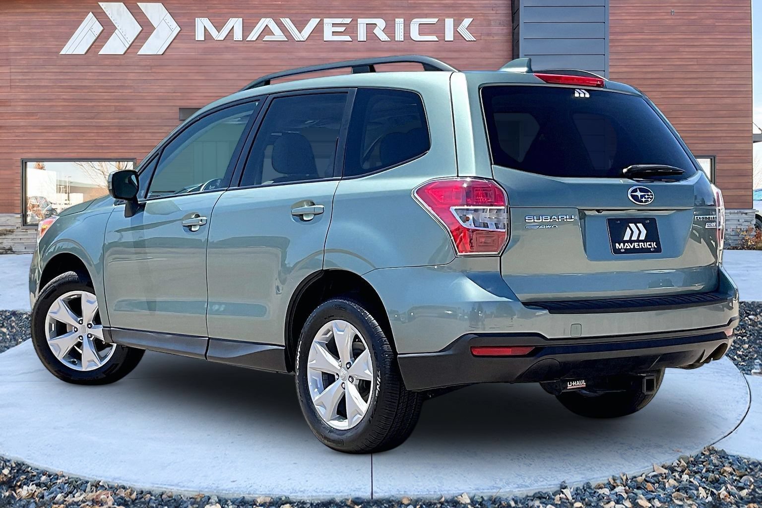 Used 2016 Subaru Forester 2.5i Premium w/ Popular Package #2 AWD/4WD image 4