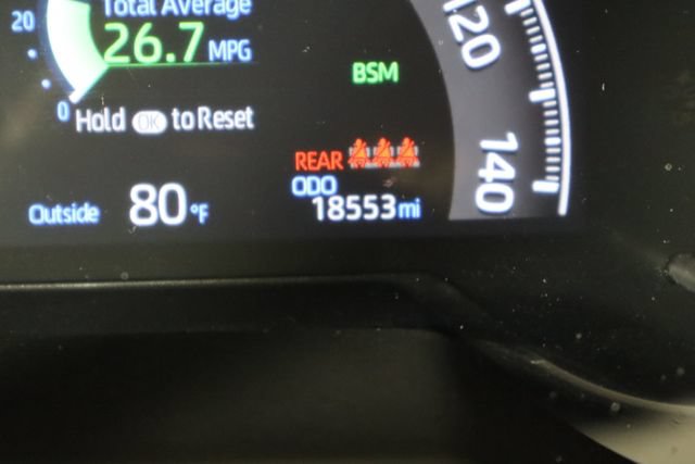 Used 2025 Toyota RAV4 XLE FWD image 33