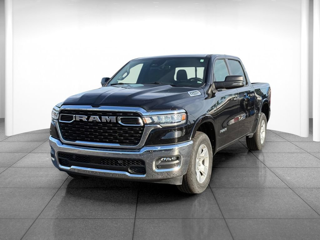 Used 2025 RAM 1500 Big Horn AWD/4WD image 3