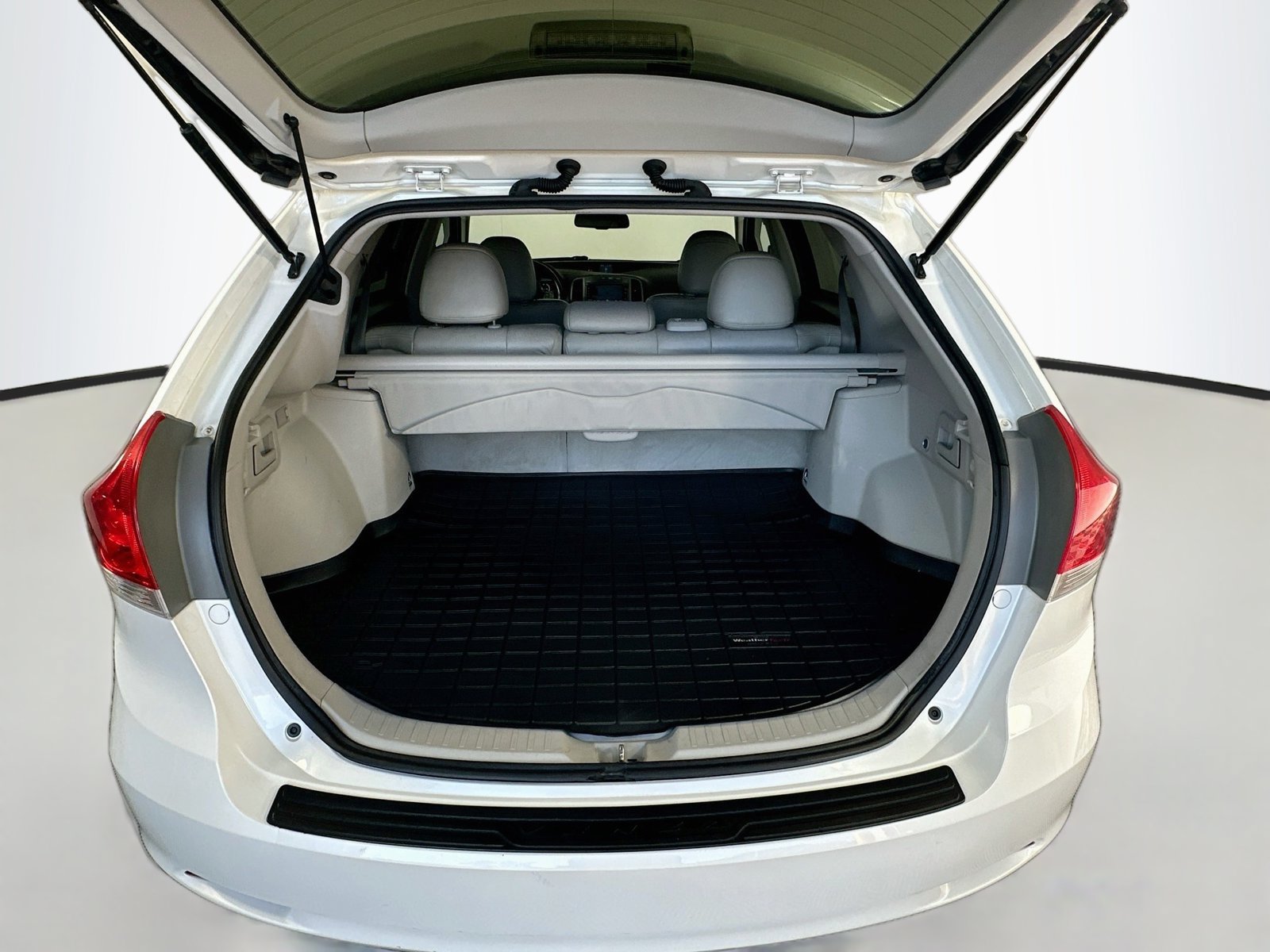 Used 2010 Toyota Venza AWD image 27