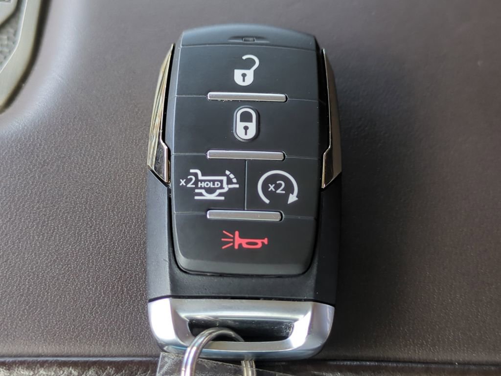 Used 2025 RAM 2500 Limited image 32