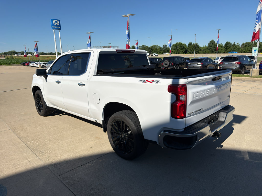 Used 2022 Chevrolet Silverado 1500 LTZ AWD/4WD image 7