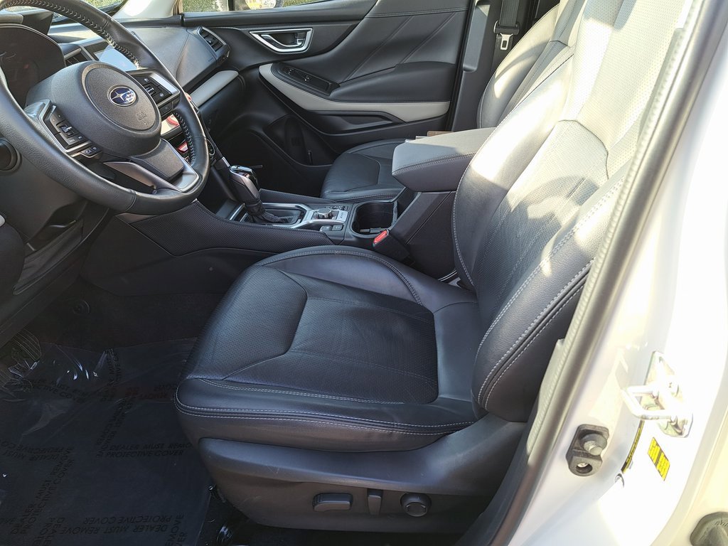 Used 2023 Subaru Forester Limited image 28