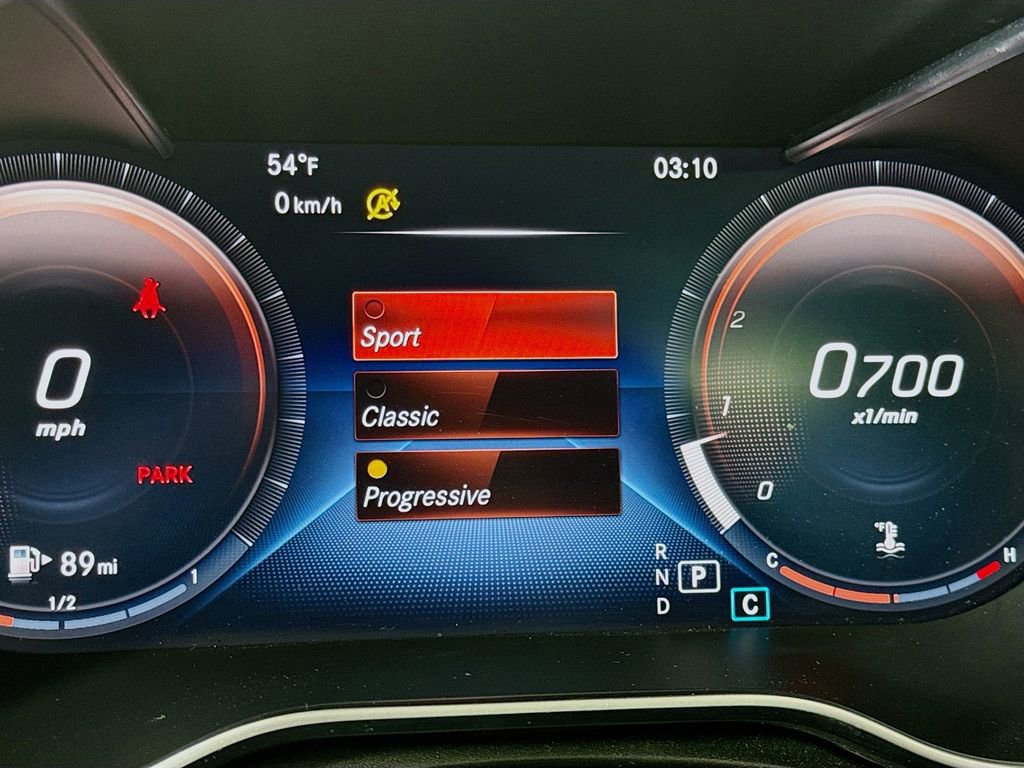 Used 2020 Mercedes-Benz GLC 300 4MATIC image 15