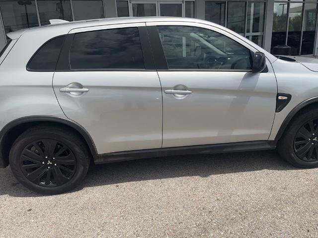 Used 2025 Mitsubishi Outlander Sport LE AWD/4WD image 7