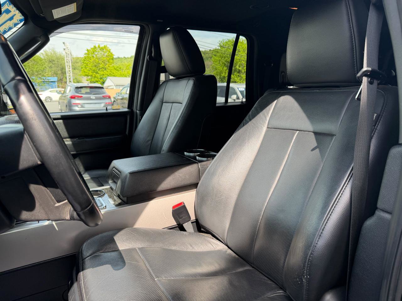 Used 2017 Ford Expedition EL Limited AWD/4WD image 9