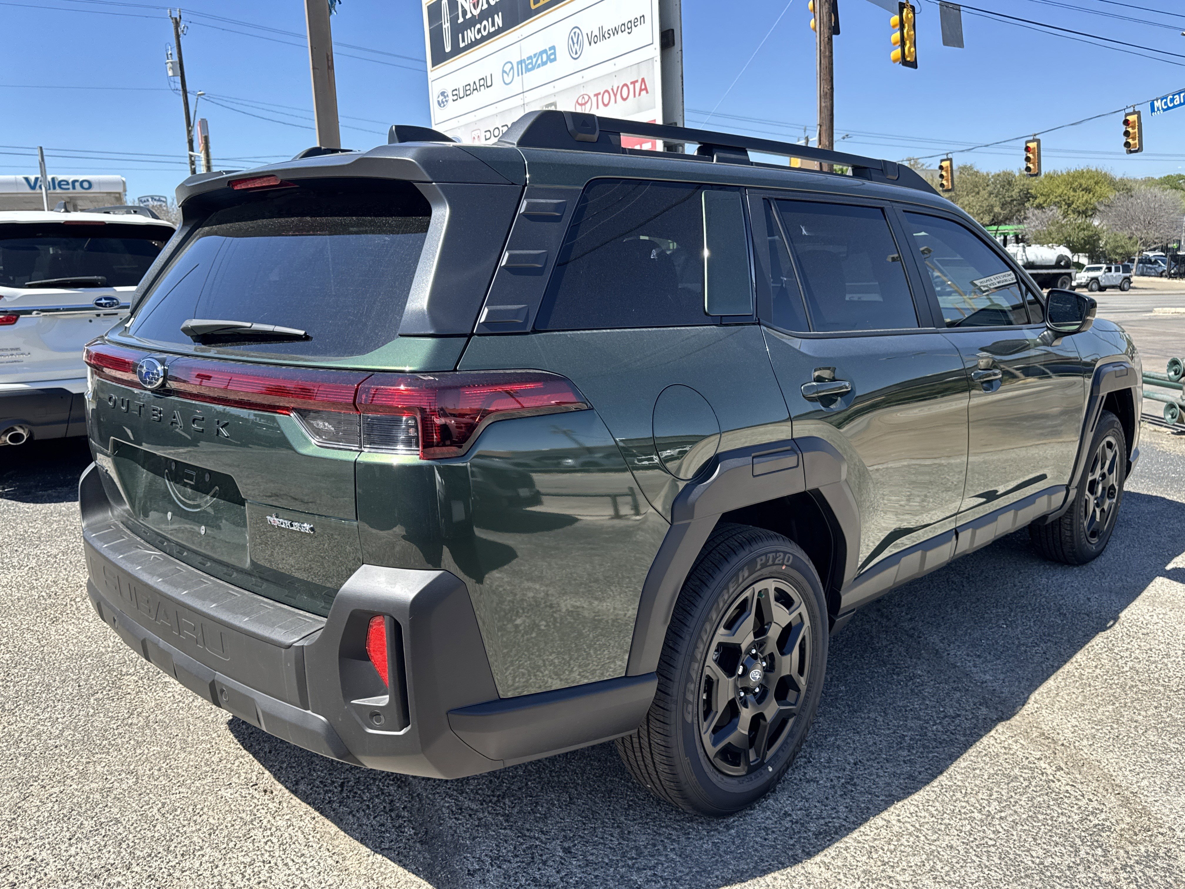New 2026 Subaru Outback Limited AWD/4WD image 3