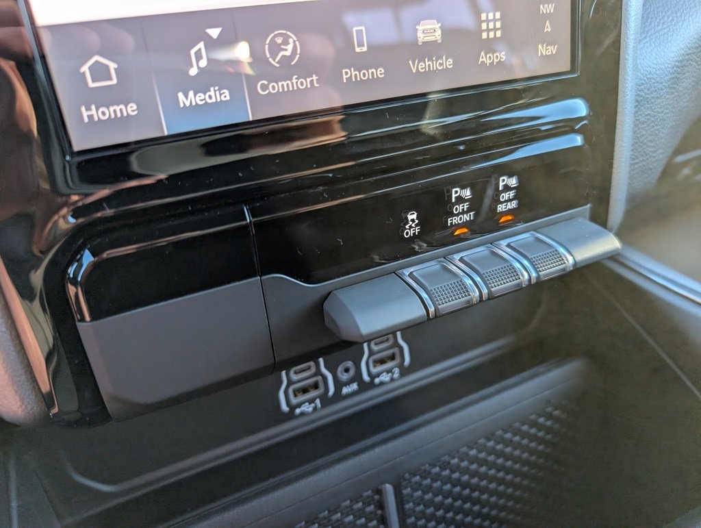 New 2026 RAM 1500 Laramie w/ Night Edition image 28