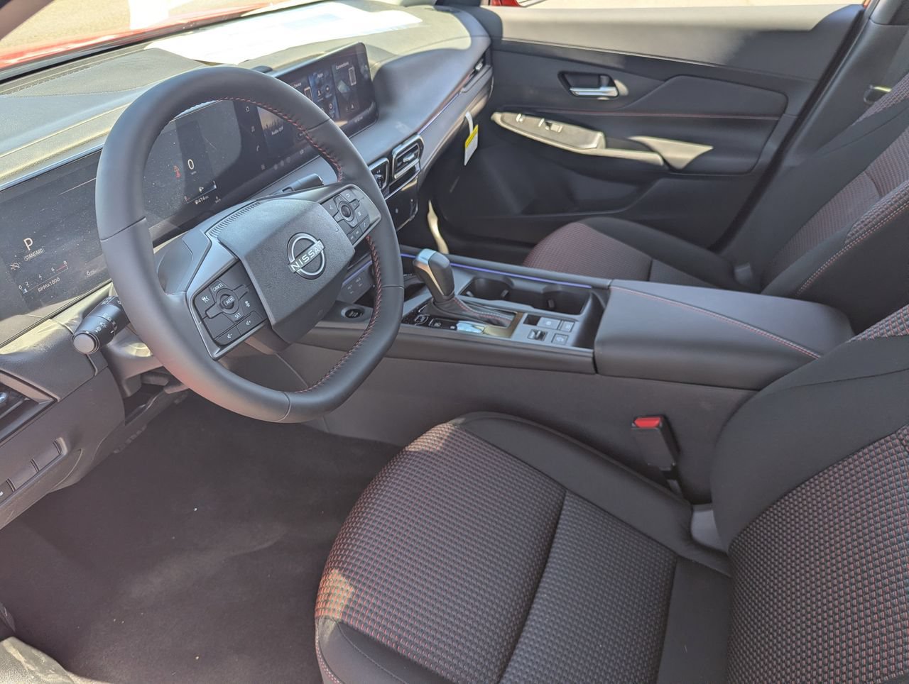 New 2026 Nissan Sentra SR w/ Floor Mat Package FWD image 10