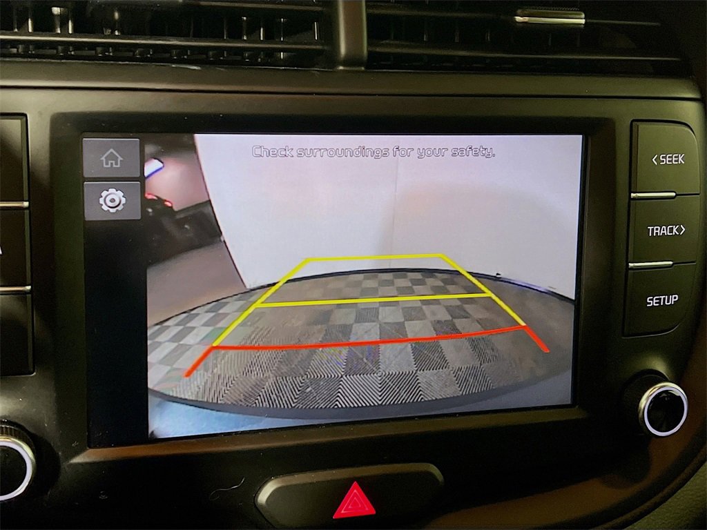 Used 2023 Kia Soul LX w/ LX Technology Package image 13