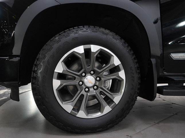 Used 2024 Chevrolet Silverado 1500 High Country image 33