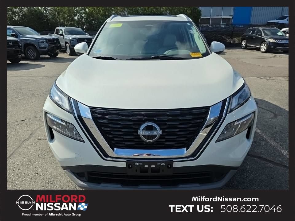 Certified 2023 Nissan Rogue SV w/ SV Premium B Package AWD/4WD image 7