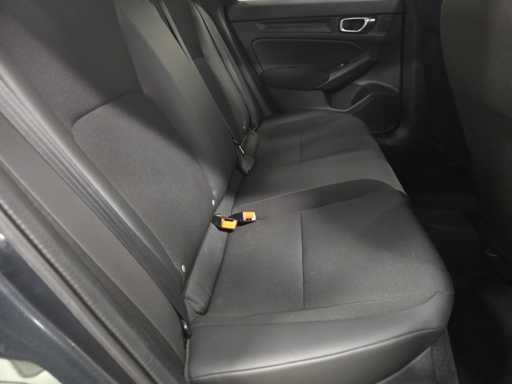 Used 2023 Honda Civic Sport image 19