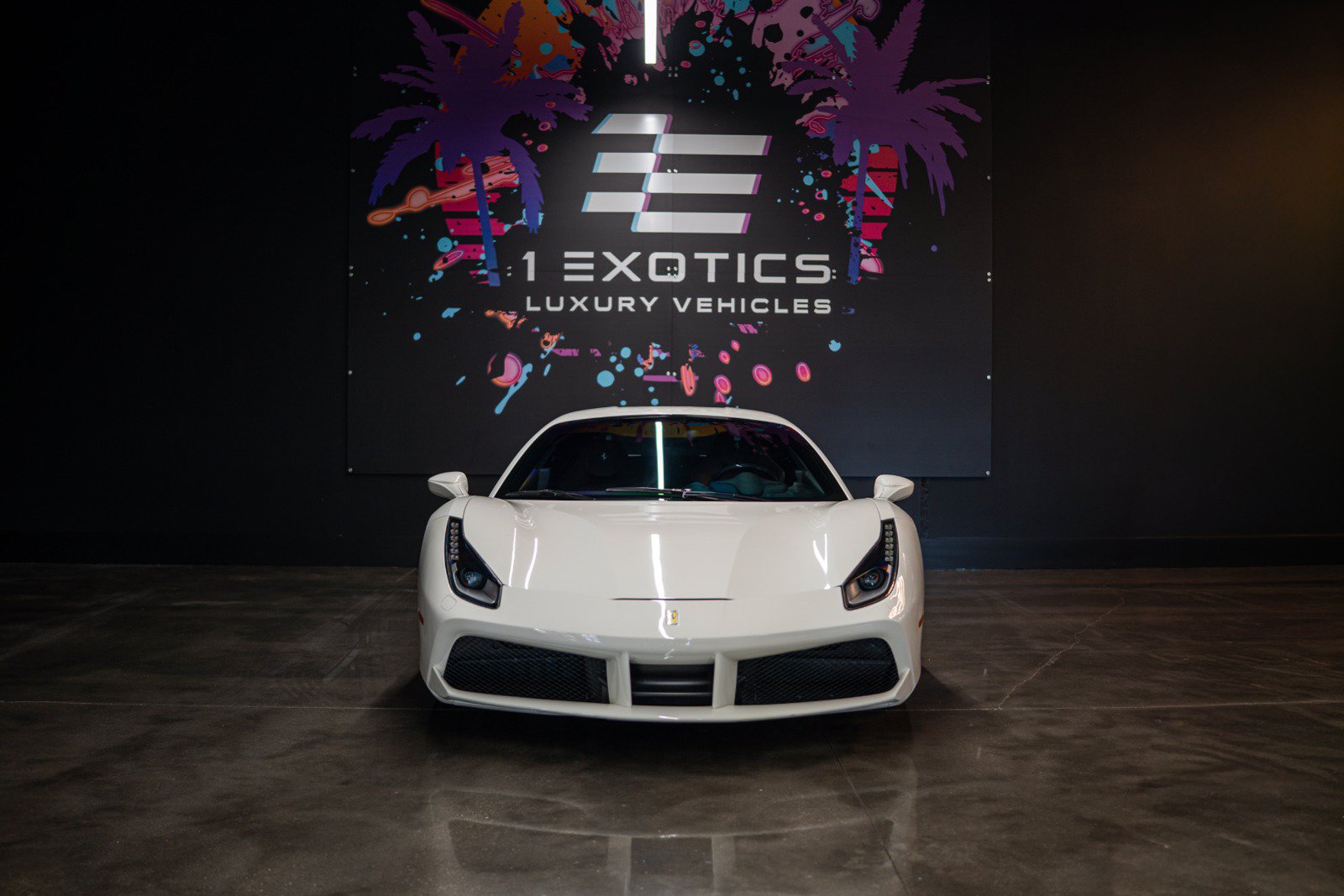 Used 2016 Ferrari 488 GTB RWD image 3