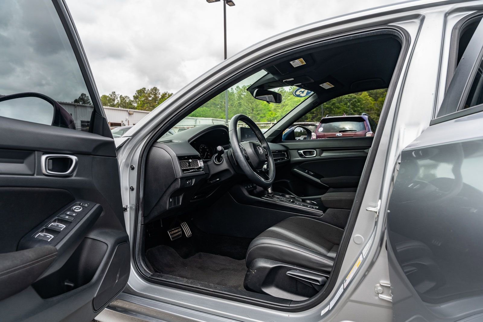 Used 2025 Honda Civic Sport image 18