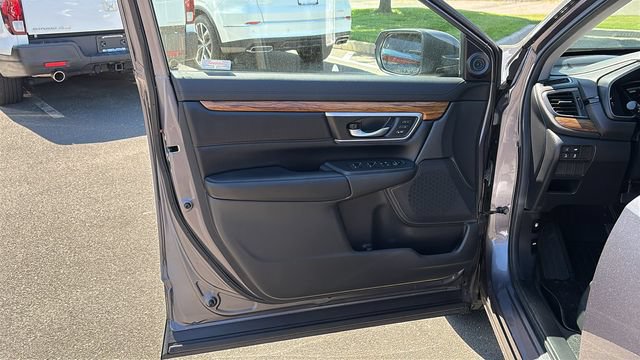 Used 2018 Honda CR-V Touring image 8