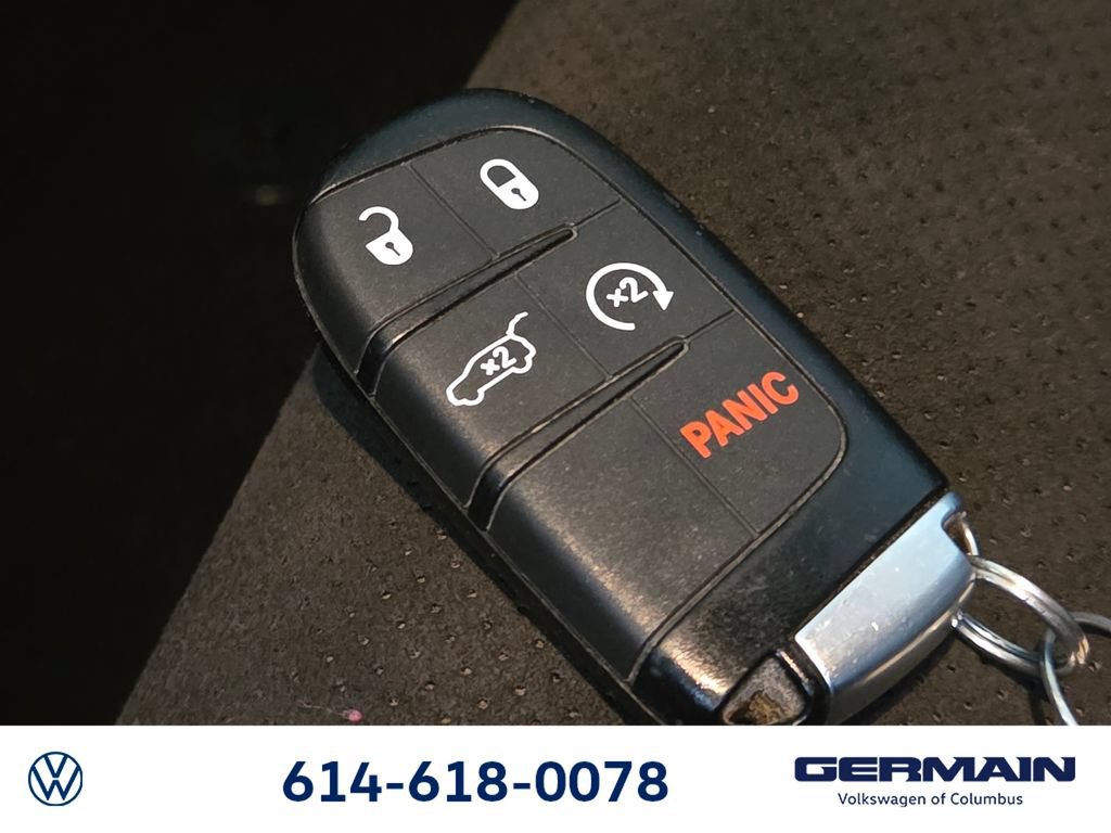 Used 2020 Jeep Grand Cherokee Laredo w/ Quick Order Package 2BN North AWD/4WD image 38
