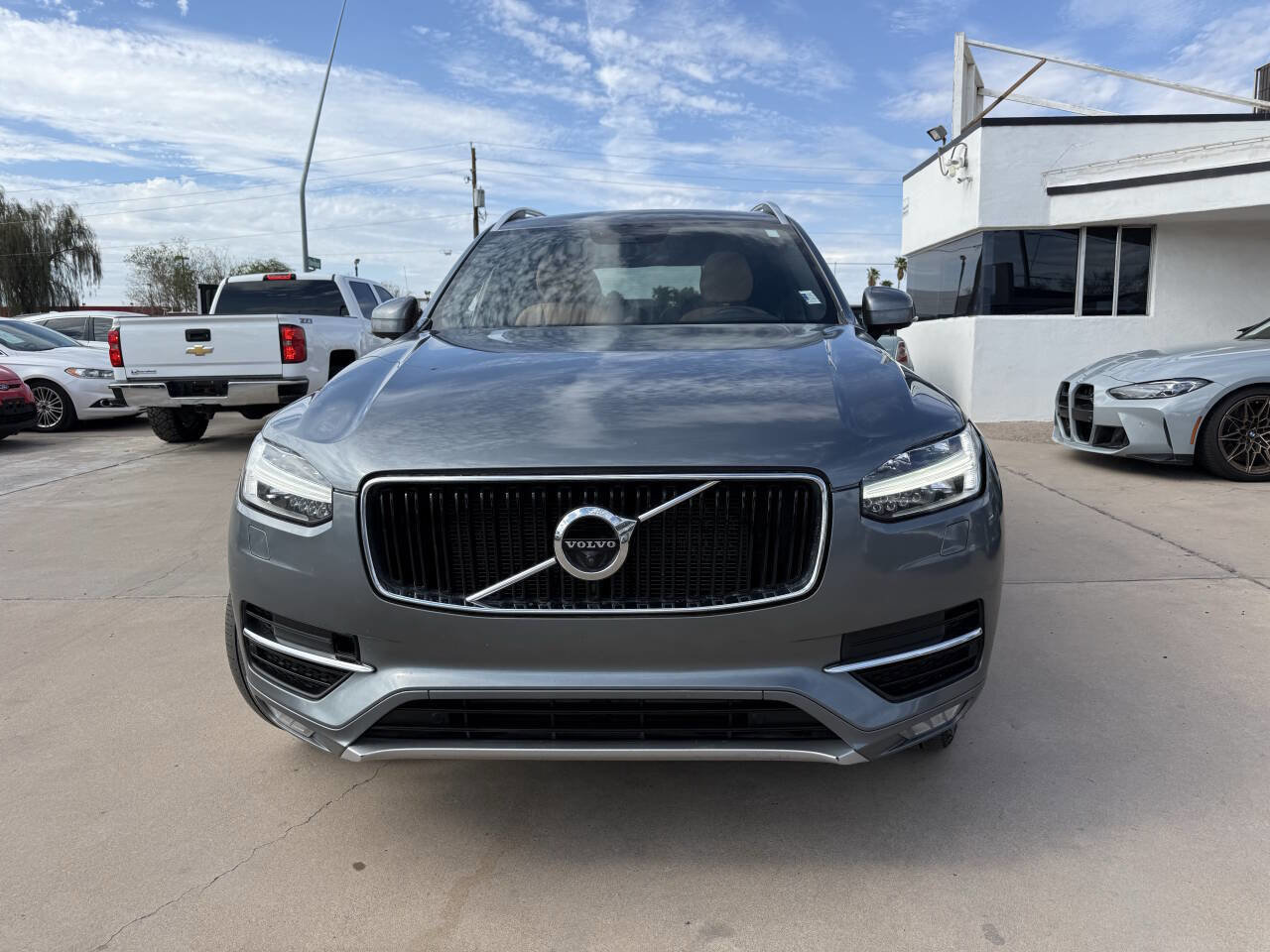 Used 2018 Volvo XC90 T6 Momentum w/ Convenience Package image 3