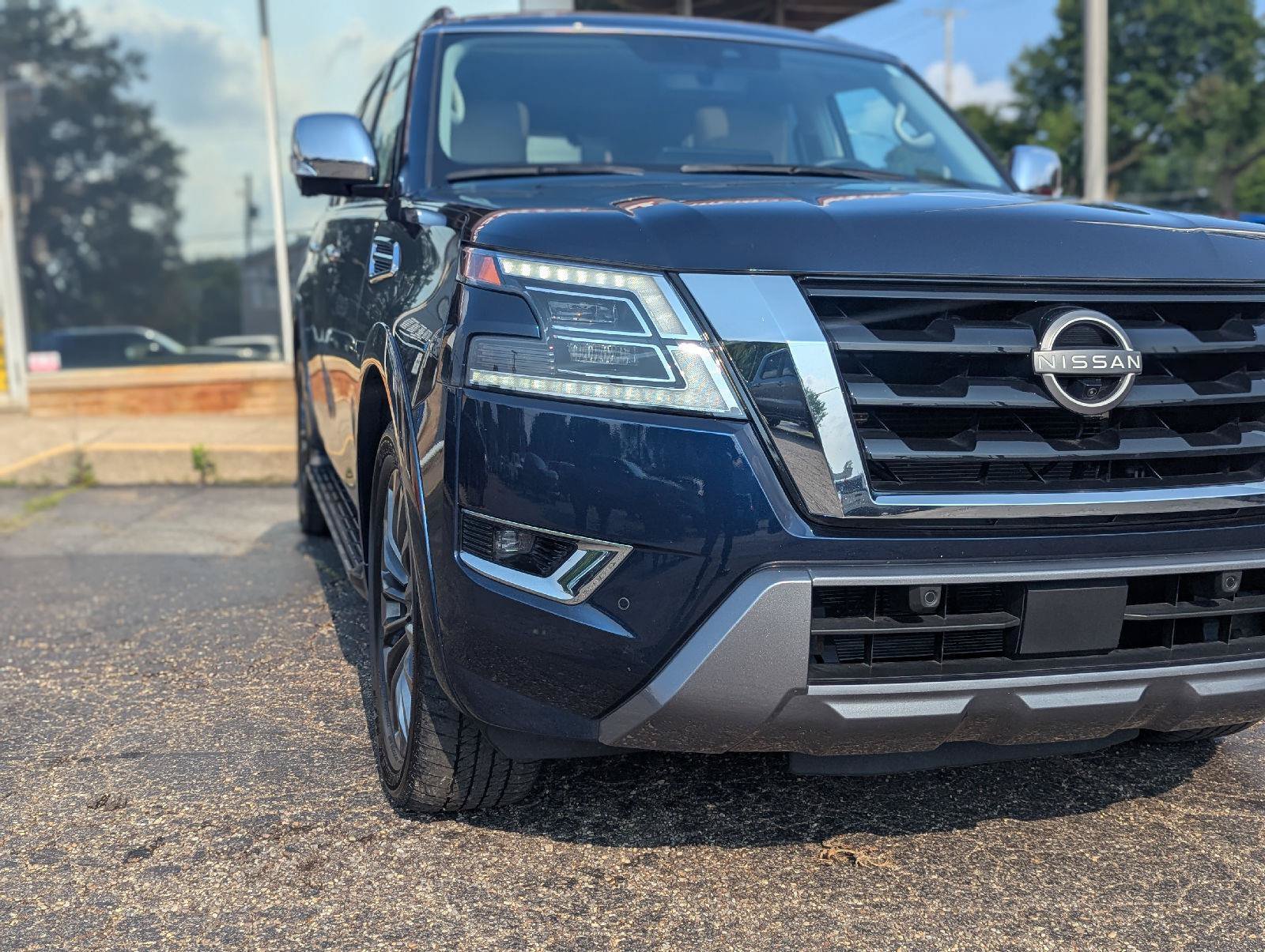 Used 2023 Nissan Armada Platinum w/ Captain's Chairs Package AWD/4WD image 12