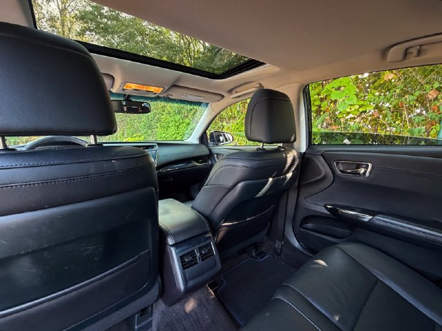 Used 2015 Toyota Avalon XLE Touring Sport Edition FWD image 35