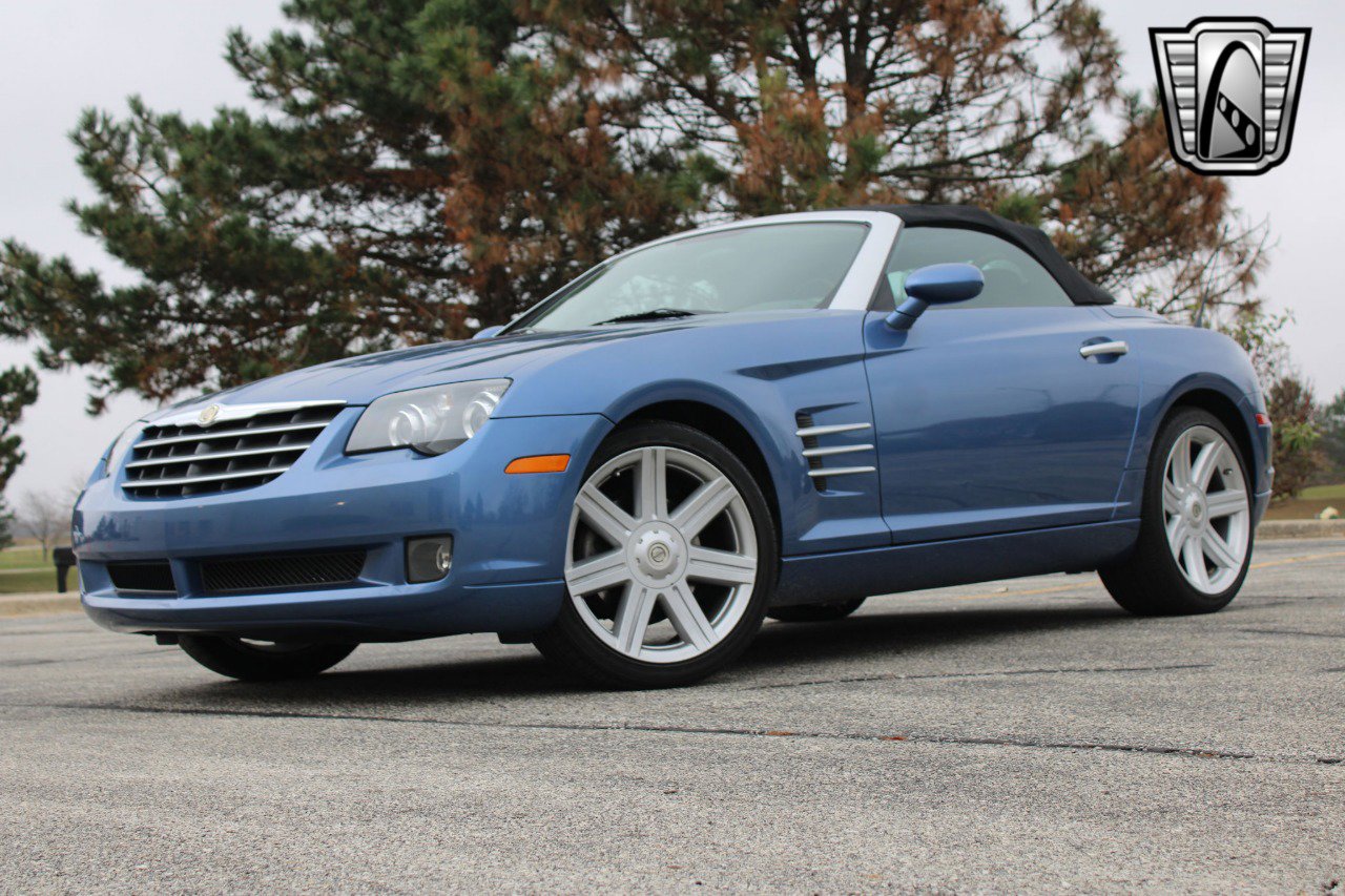 Used 2007 Chrysler Crossfire Limited image 3