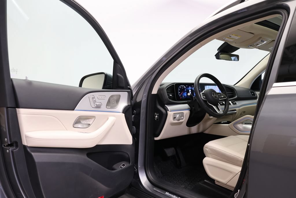 Certified 2023 Mercedes-Benz GLS 450 4MATIC image 37