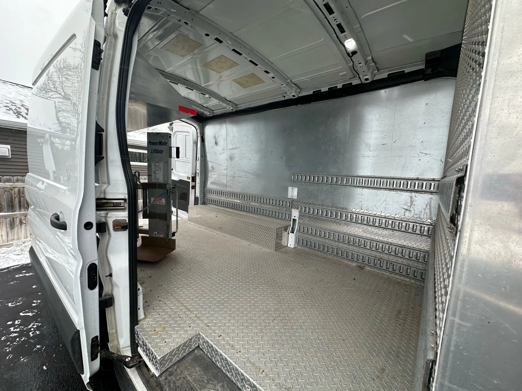 Used 2019 Ford Transit 250 148 Medium Roof image 10