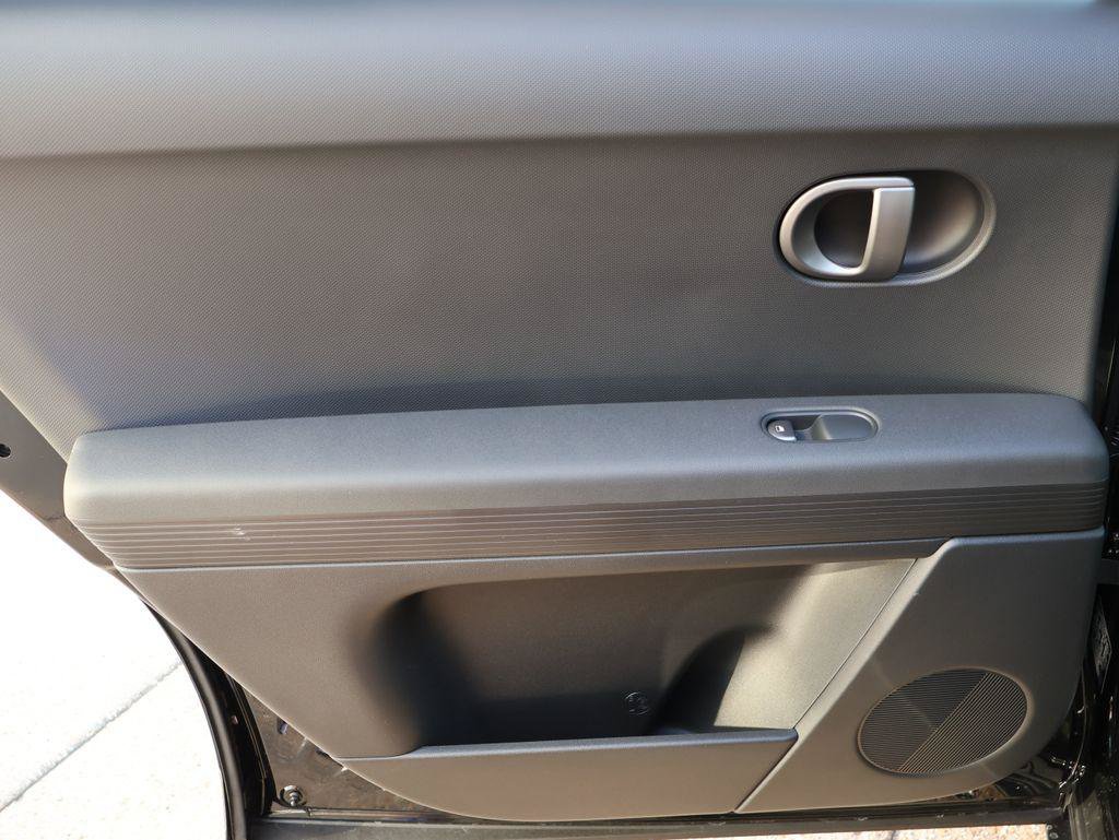 New 2027 Hyundai Ioniq 5 SEL RWD image 17