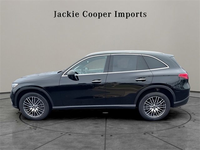 New 2025 Mercedes-Benz GLC 300 4MATIC image 2