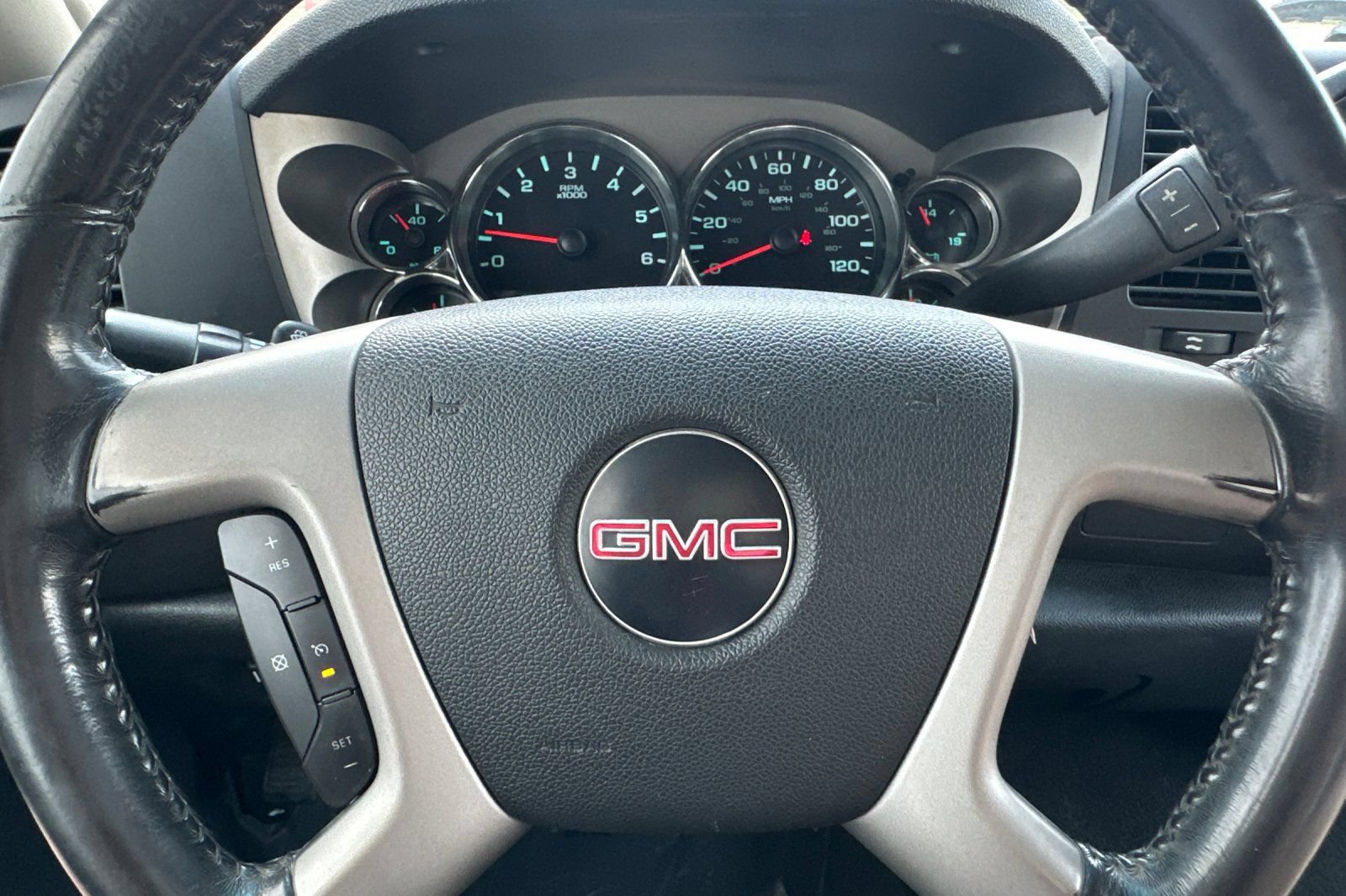 Used 2010 GMC Sierra 1500 SLE AWD/4WD image 20