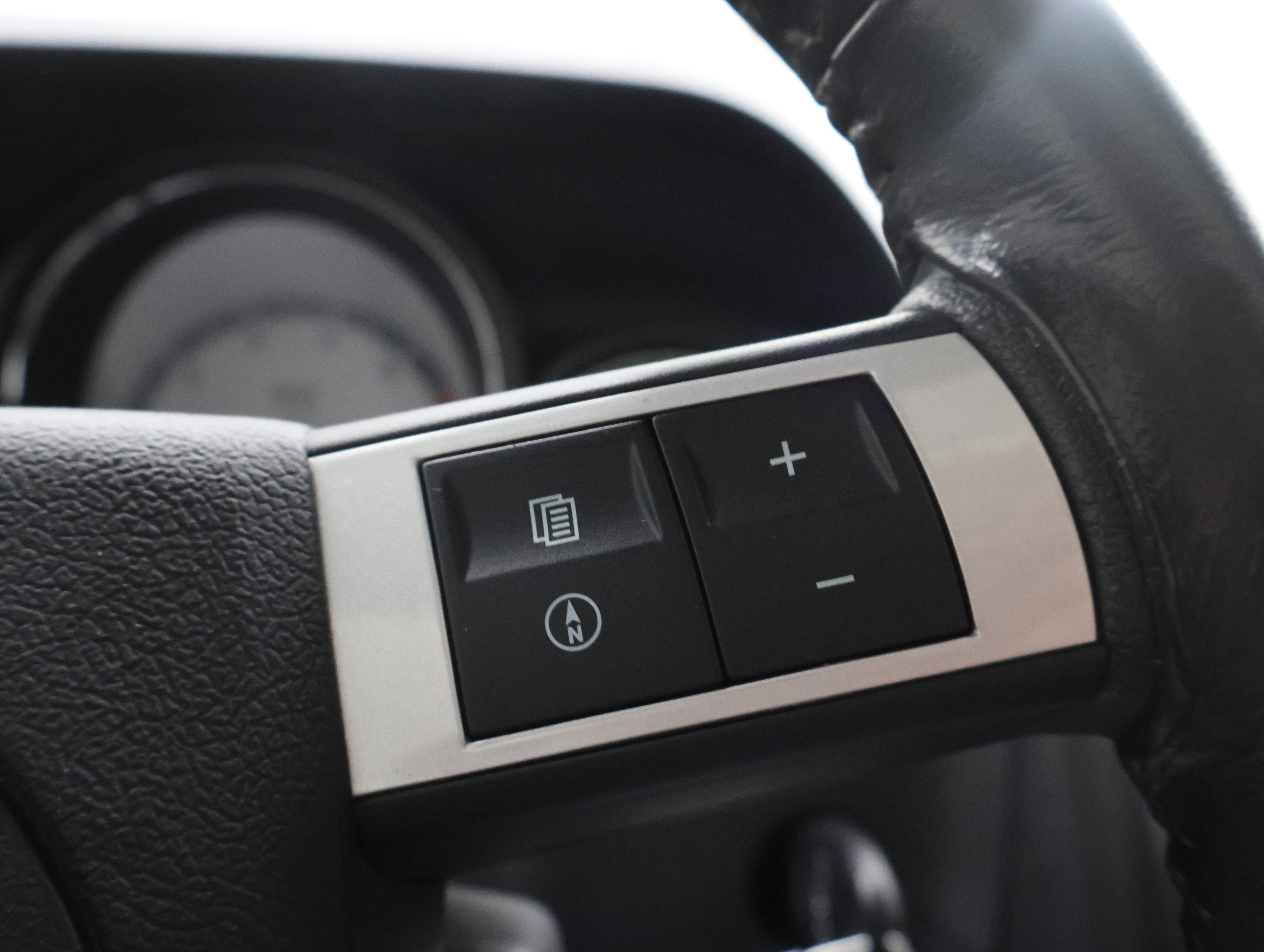 Used 2009 Dodge Challenger R/T image 15