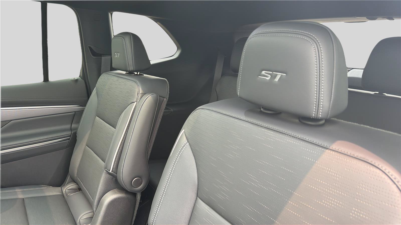 New 2026 Buick Enclave Sport Touring w/ Power Package AWD/4WD image 21